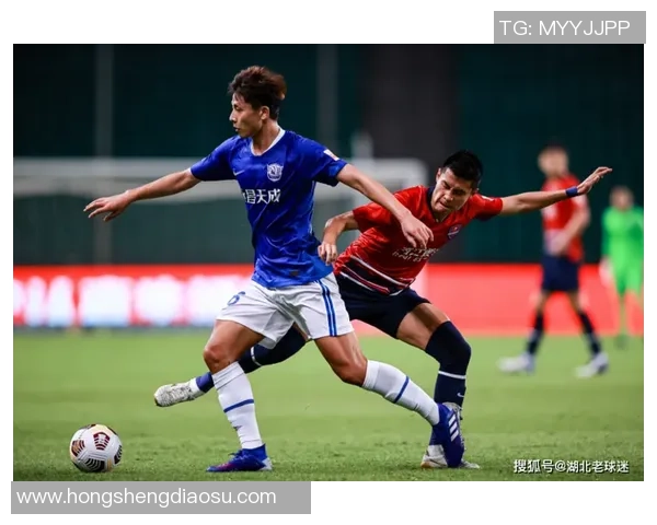 武汉篮球队在全国锦标赛中以78分稳居积分榜首位，展现强劲实力